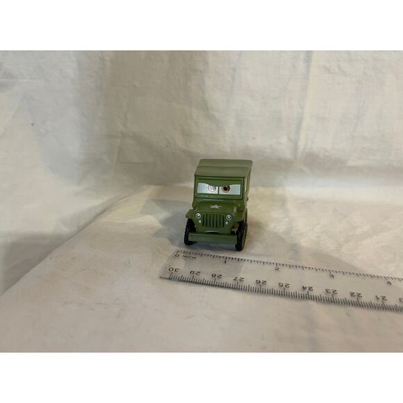 Cars 3 Sarge diecast - Picture 3 of 4